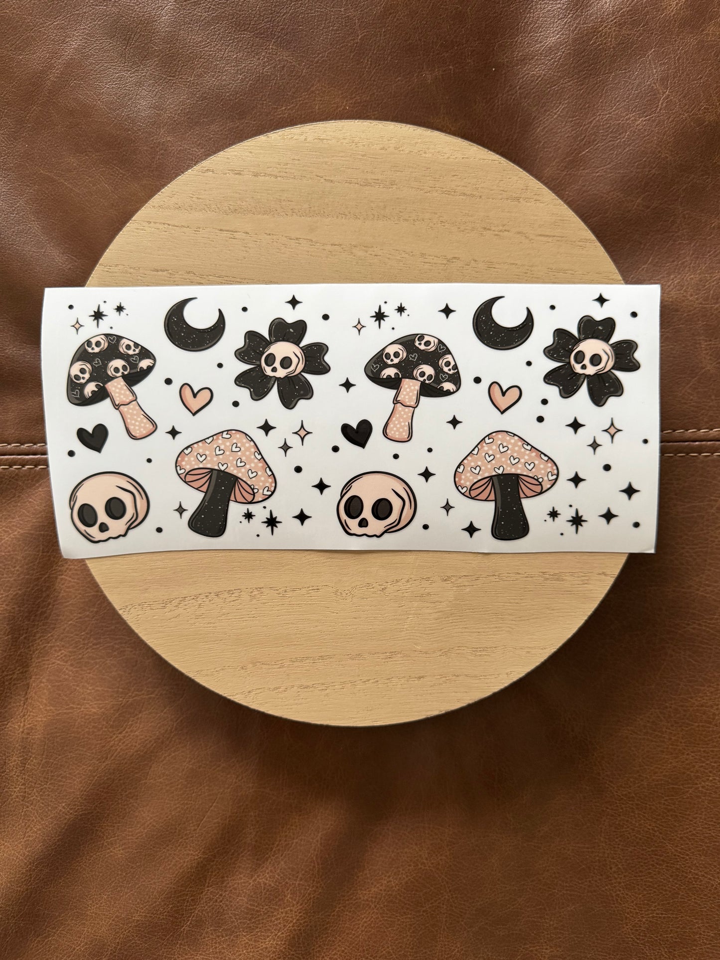 #118 Mushrooms & Skulls